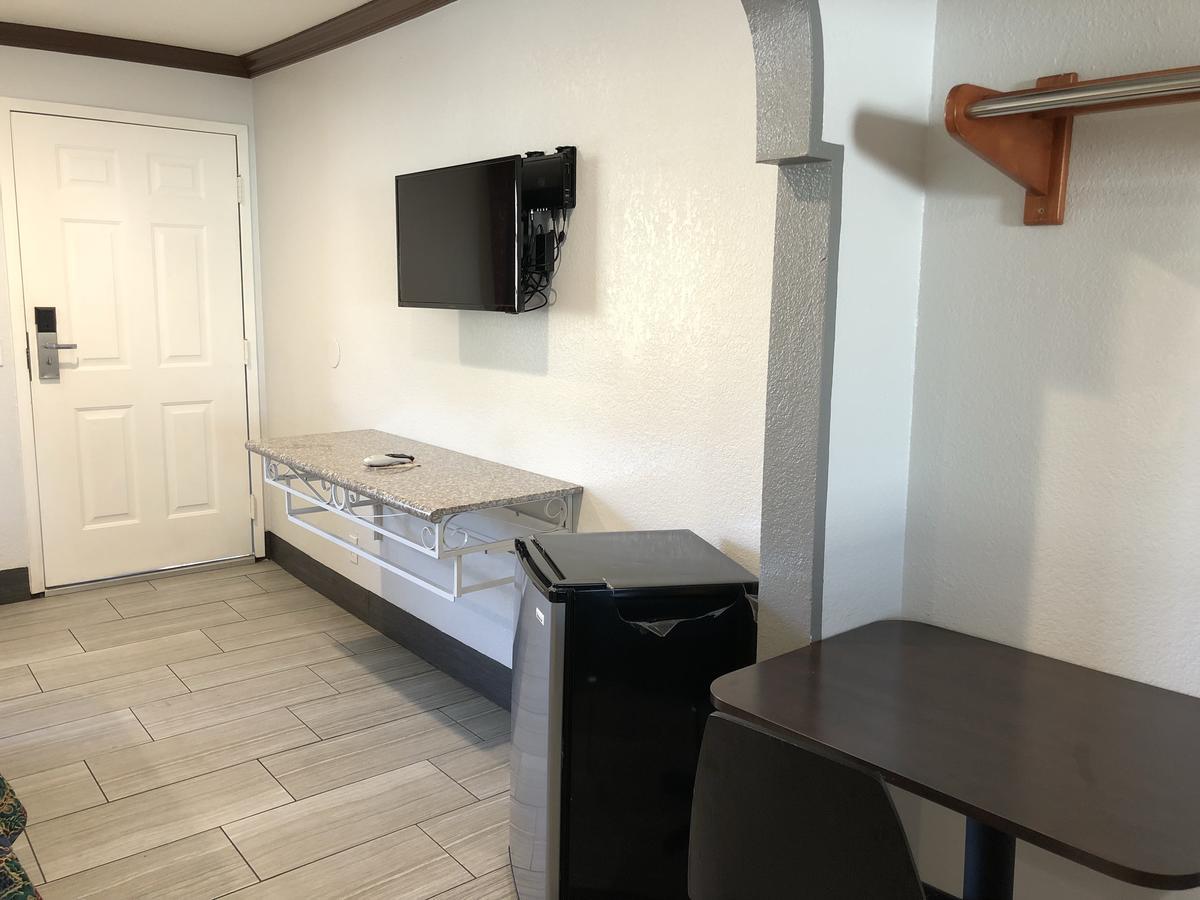 لوس أنجلوس Starlight Inn, Valley Blvd - Downtown La المظهر الخارجي الصورة